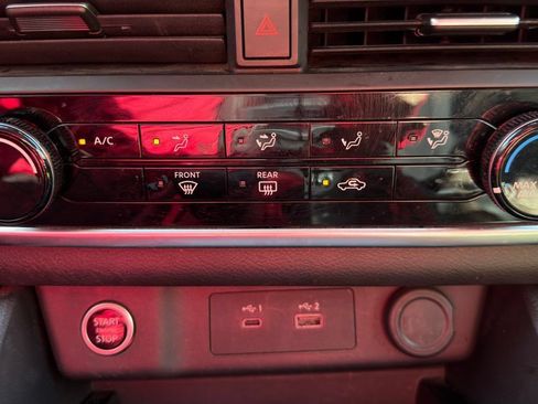 Certified 2023 Nissan Rogue S FWD image 32