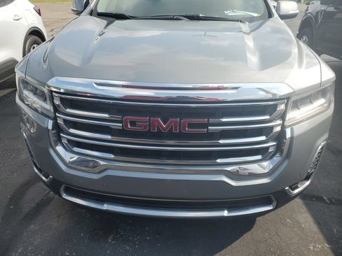 Used 2023 GMC Acadia SLT w/ Preferred Package AWD/4WD image 2