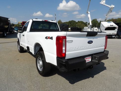 Used 2025 Ford F250 XL w/ XL Driver Assist Package image 5
