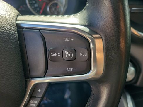 Used 2024 RAM 1500 Laramie RWD image 19