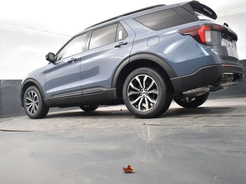 New 2026 Ford Explorer ST-Line image 14