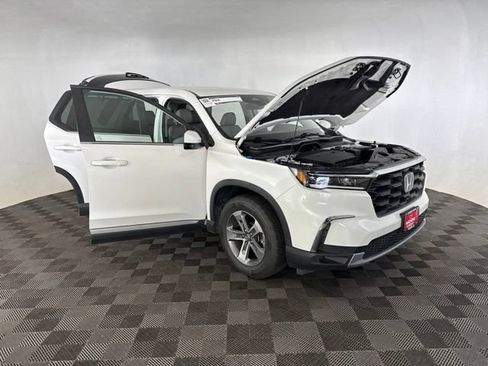 Used 2023 Honda Pilot EX-L image 12