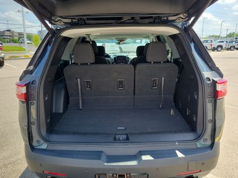 Used 2020 Chevrolet Traverse LT AWD/4WD image 8
