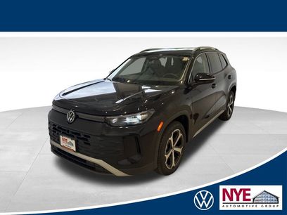 New 2025 Volkswagen Tiguan SE