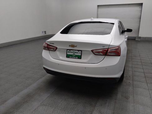 Used 2022 Chevrolet Malibu LT FWD image 7