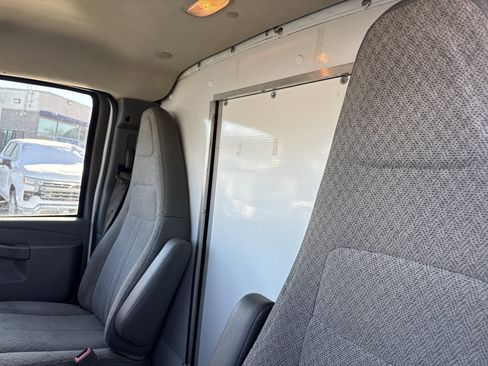 Used 2018 Chevrolet Express 3500 Extended w/ Driver Convenience Package image 17