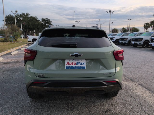 Used 2024 Chevrolet Trax ACTIV w/ Driver Confidence Package FWD image 5