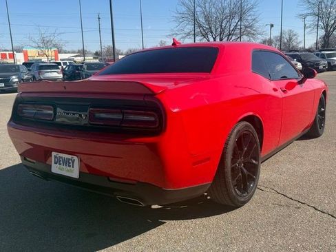 Used 2022 Dodge Challenger GT image 5