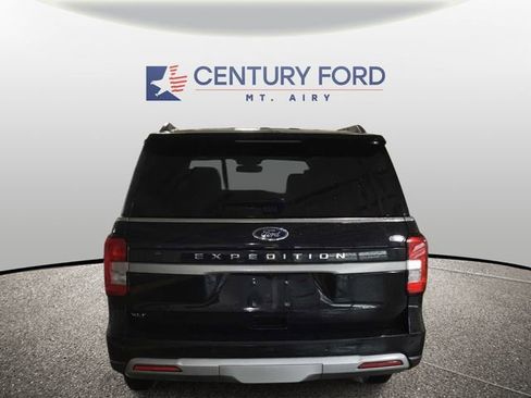 Used 2024 Ford Expedition XLT AWD/4WD image 4