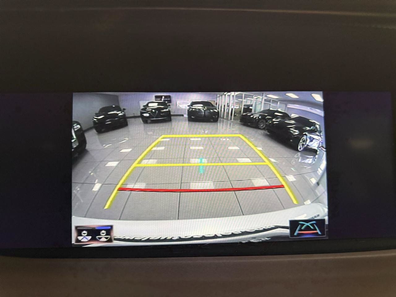 Used 2018 Lexus LS 500 w/ Accessory Package (Z2) RWD image 19