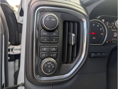 Used 2022 Chevrolet Silverado 3500 LTZ w/ LTZ Plus Package AWD/4WD image 23
