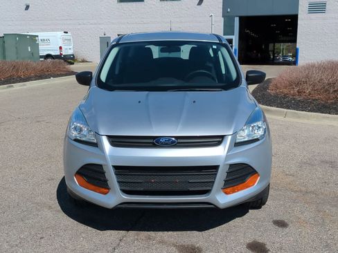 Used 2016 Ford Escape S FWD image 3