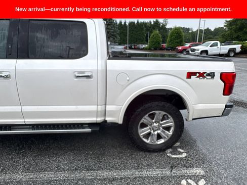 Used 2018 Ford F150 Lariat w/ Equipment Group 502A Luxury AWD/4WD image 8