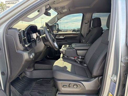 Certified 2025 GMC Sierra 2500 SLE w/ SLE Value Package; image 2