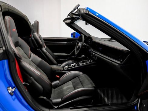 Used 2022 Porsche 911 Targa 4 GTS image 32