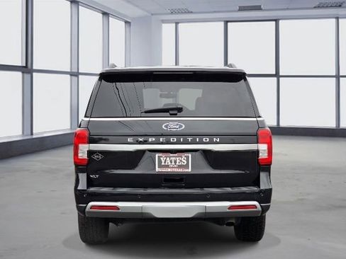 Used 2024 Ford Expedition XLT RWD image 5