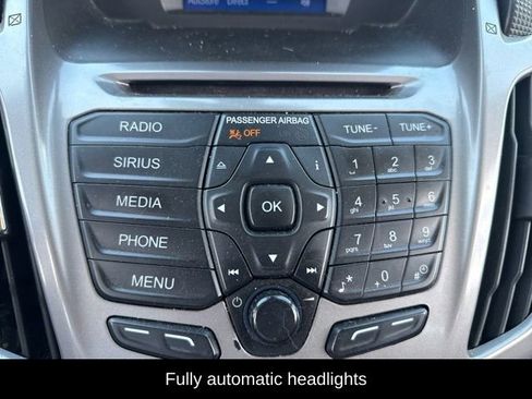 Used 2017 Ford Transit Connect XLT image 13