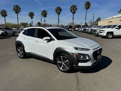 Used 2018 Hyundai Kona Limited image 12