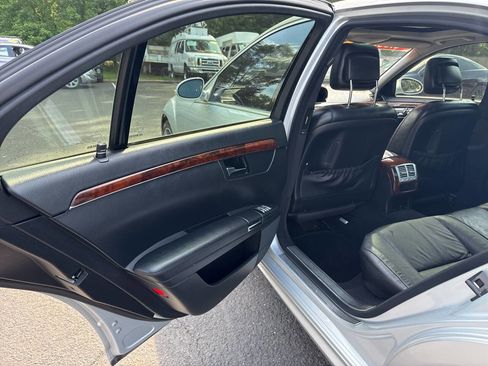 Used 2008 Mercedes-Benz S 550 4MATIC image 13