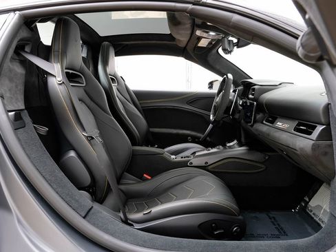 Used 2024 Maserati MC20 Cielo image 36