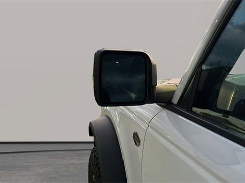 Used 2022 Ford Bronco Wildtrak image 55