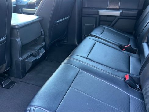 Used 2022 Ford F250 Lariat w/ Black Appearance Package image 13