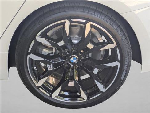 Used 2025 BMW 330i xDrive Sedan AWD/4WD image 22