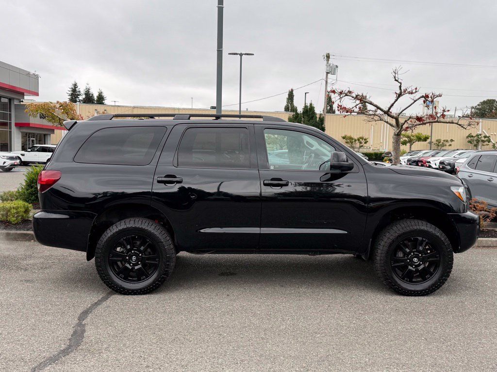 Used 2018 Toyota Sequoia TRD Sport AWD/4WD image 7