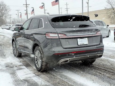 Certified 2023 Lincoln Nautilus AWD w/ Premium Package image 5