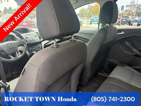 Used 2017 Ford Escape SE FWD image 10