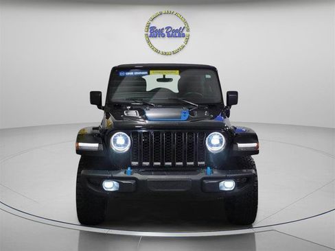 Used 2023 Jeep Wrangler Unlimited Rubicon 4xe w/ Steel Bumper Group AWD/4WD image 9