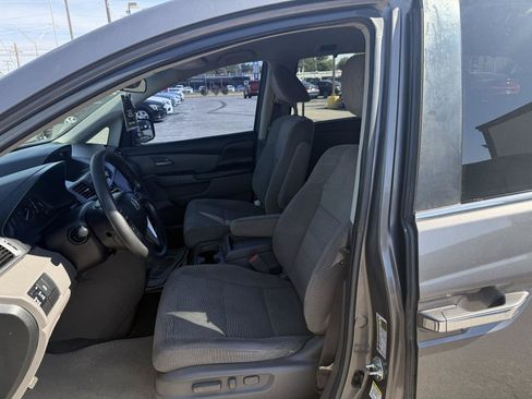 Used 2013 Honda Odyssey EX image 10