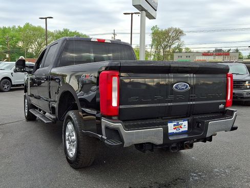 Used 2025 Ford F250 XLT AWD/4WD image 4