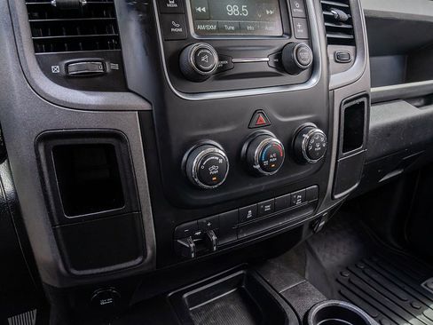 Used 2016 RAM 2500 Tradesman w/ Chrome Appearance Group AWD/4WD image 27