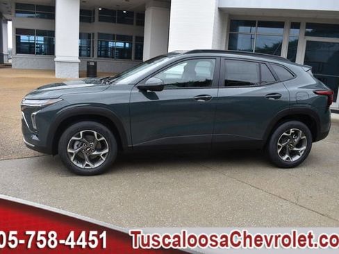 New 2026 Chevrolet Trax LT w/ Driver Confidence Package image 6