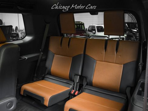 Used 2025 Lexus GX 550 w/ Cold Area Package AWD/4WD image 30