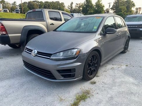 Used 2016 Volkswagen Golf 4-Door AWD/4WD image 4