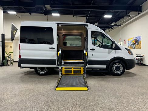 Used 2016 Ford Transit 150 130 Medium Roof image 42