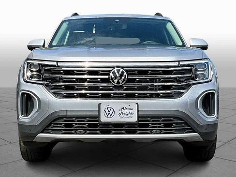 New 2026 Volkswagen Atlas SE image 3