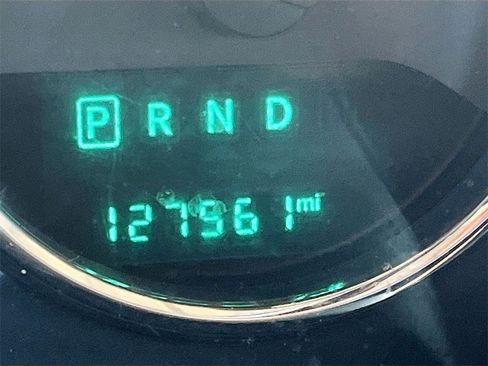 Used 2016 Jeep Wrangler Unlimited Sahara w/ Connectivity Group image 12