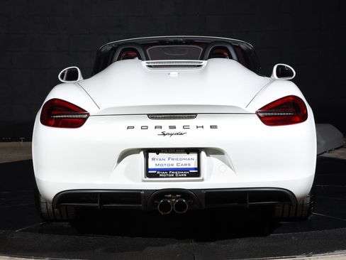 Used 2016 Porsche Boxster Spyder RWD image 12