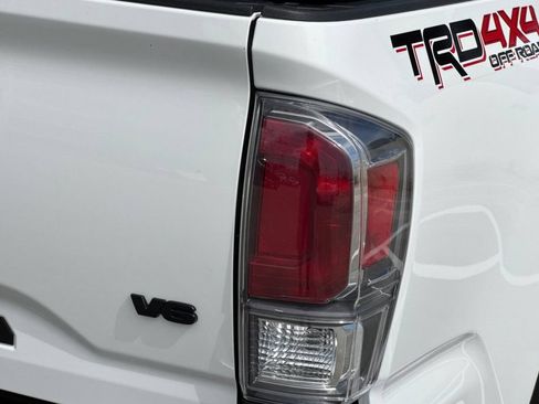 Used 2023 Toyota Tacoma TRD Off-Road w/ Black Out Package (TMS) AWD/4WD image 32