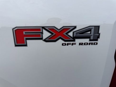 Used 2024 Ford F350 Lariat w/ Lariat Ultimate Package image 32