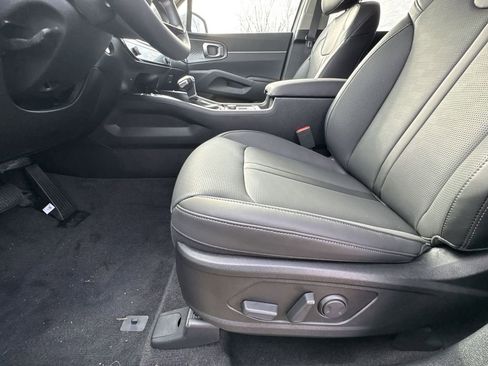 New 2026 Kia Sorento EX AWD/4WD image 12