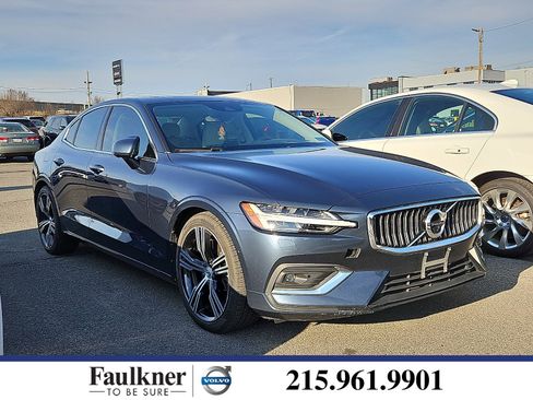 Used 2019 Volvo S60 T6 Inscription image 1