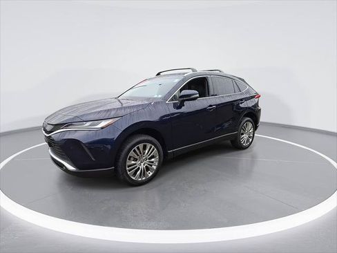 Certified 2023 Toyota Venza Limited AWD/4WD image 6