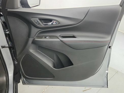 Used 2024 Chevrolet Equinox RS w/ LPO, Floor Liner Package FWD image 28