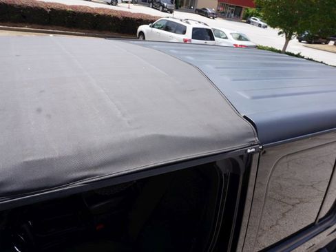 Used 2018 Jeep Wrangler Unlimited Sport S image 15