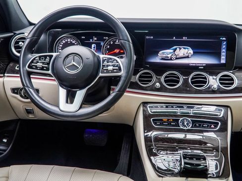 Used 2019 Mercedes-Benz E 450 4MATIC Wagon image 21