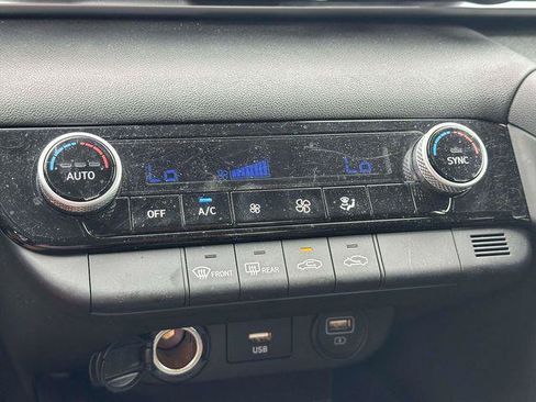 Certified 2023 Hyundai Elantra SEL FWD image 21